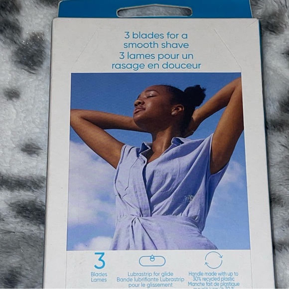 Gillette Venus Razor - Picture 7 of 10